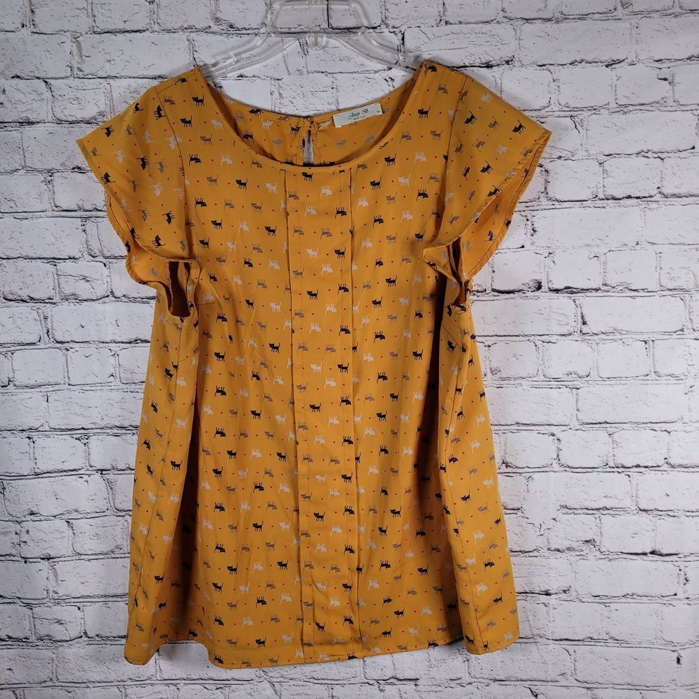 Jessy B Short Flutter Sleeve Blouse Mustard Yellow Cat Print Size 1X‎